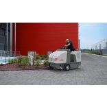 Comac CS90 B vezetőüléses akkumulátoros ipari seprőgép